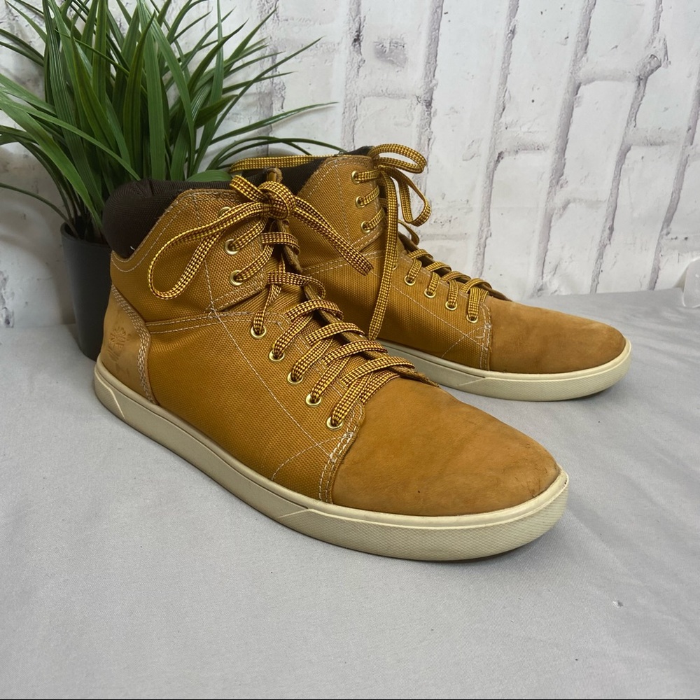 Timberland Men's Wheat Chukka Boots - Picture 2 of 12